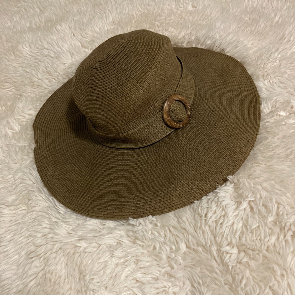 Elegant Brown Wide-Brim Hat